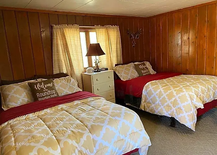 Roundtop Mountain Vista - And Hotel 2*